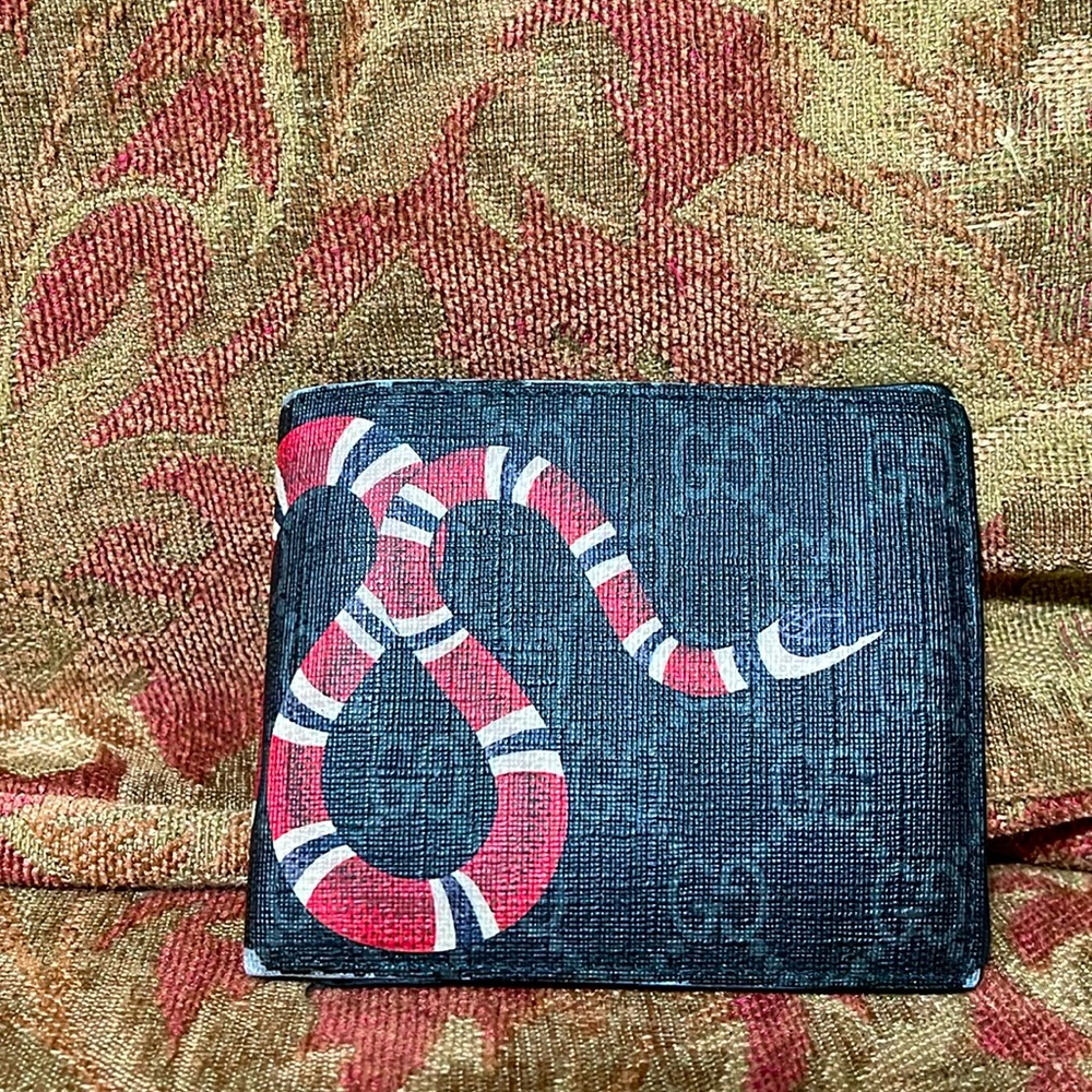 Gucci coral snake wallet
